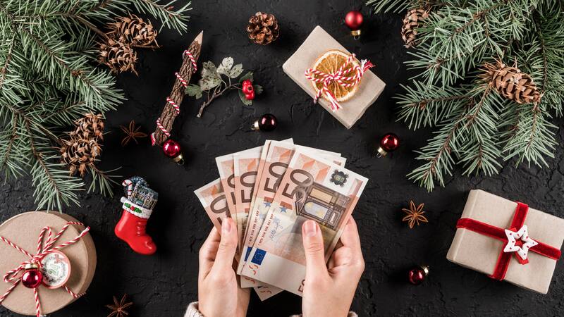 Los 3 regalos digitales para la Navidad con los que puedes ahorrar mucho dinero.