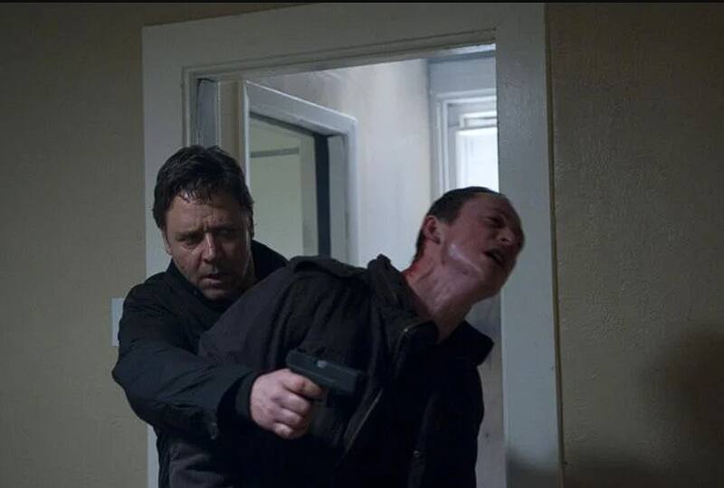 Russell Crowe es el protagonista de esta película de suspenso, que mezcla acción y drama en una trama intensa.