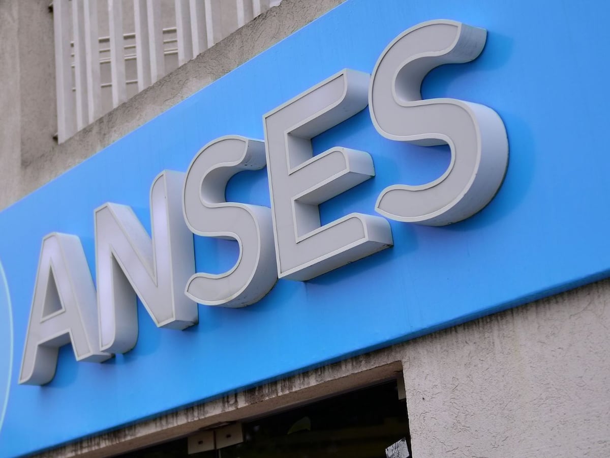 Amplían el presupuesto de ANSES: más fondos para jubilaciones, asignaciones y deudas previsionales