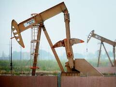 Propaganda, rivalidades y otras postas en el camino al boom petrolero argentino