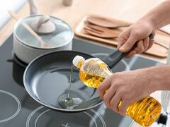 Basta de grasas: el truco infalible para cocinar con aceite y no engordar