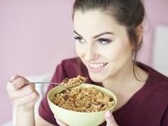 Los beneficios de la avena: por qué recomiendan comerla por la noche para dormir mejor