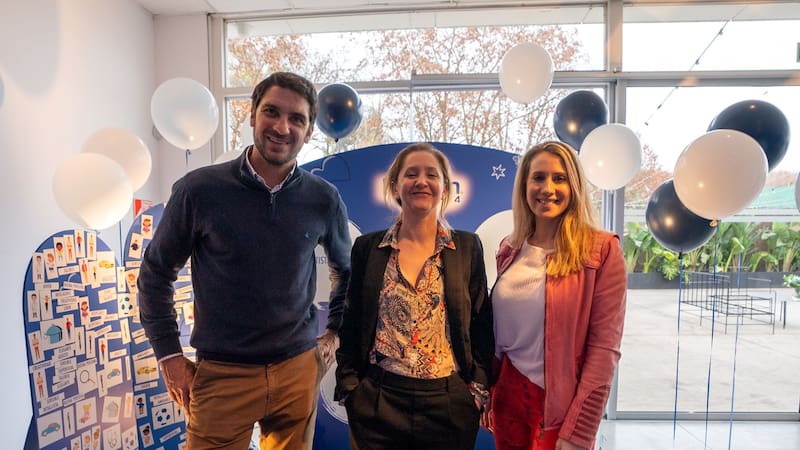 Miguel Devoto (GM Danone Nutrición Especializada), María Roca (psicóloga y científica del CONICET) y Ornella Raffaghello (Directora de Marketing de Danone Nutrición Especializada)