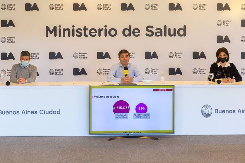 Quirós en la conferencia de hoy (Foto: prensa GCBA)