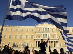 Grecia: los indignados protestaron en el Parlamento