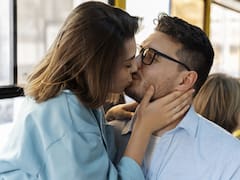 Un estudio científico reveló una sorprendente y nueva teoría acerca del origen del beso entre las personas