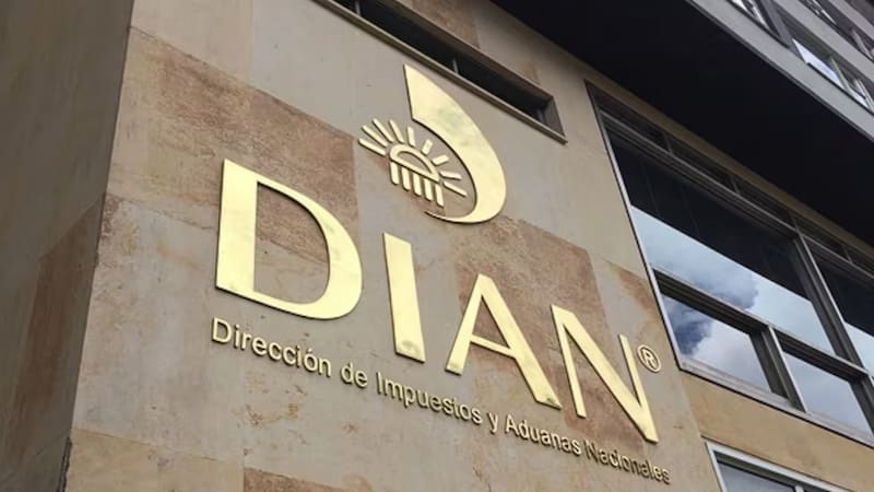 DIAN publica la lista de contribuyentes que deben presentar su declaración de renta esta semana.