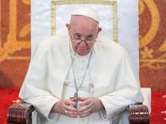 "Romeo y Julieta" del Vaticano desafían al Papa Francisco a perdonar sus pecados: "Estamos desesperados, salve a nuestra familia"