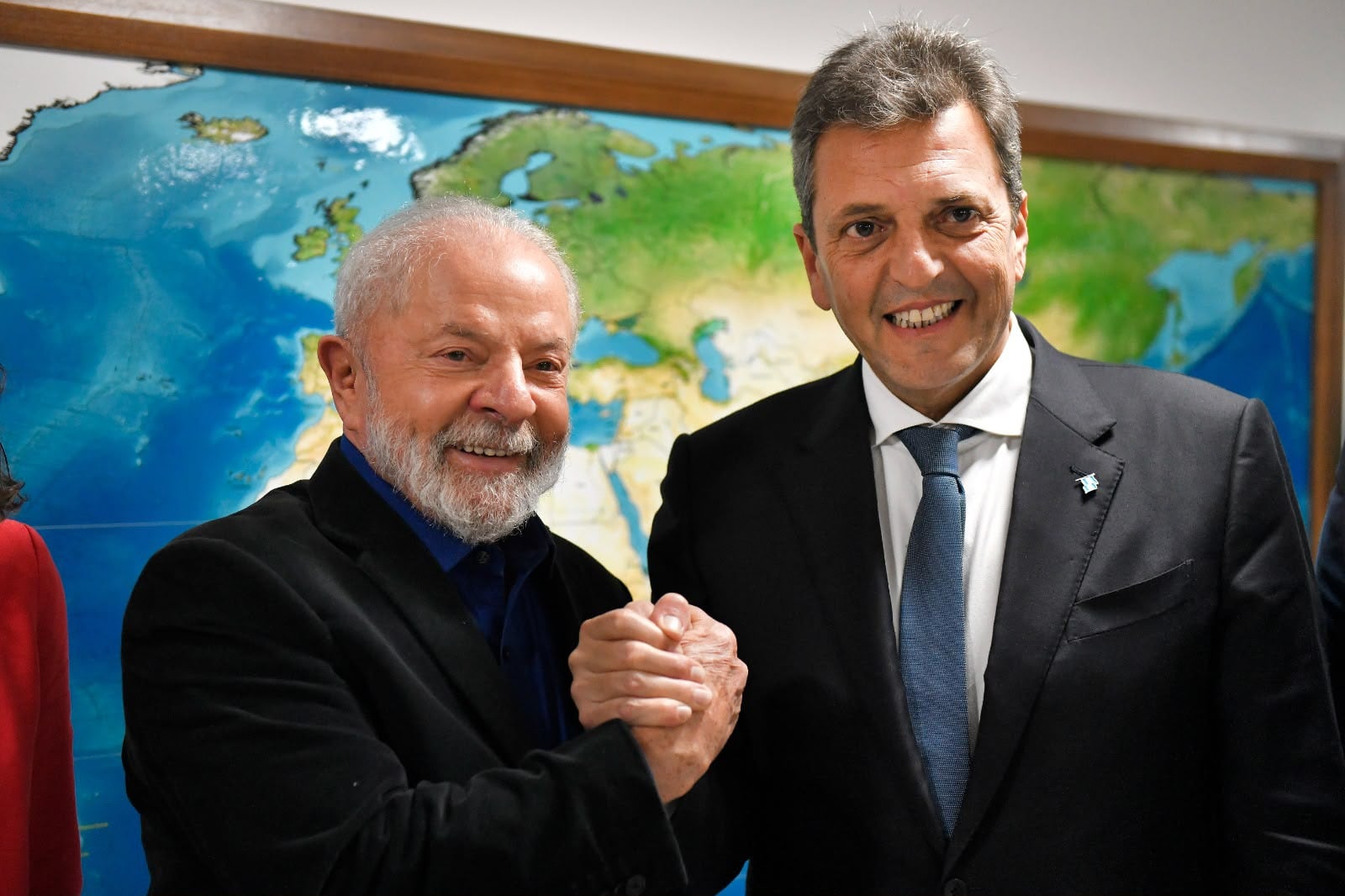 “Lula es el Perón de este siglo”: Las tres claves que Sergio Massa vio en el balotaje en Brasil y la lección que le deja al PJ “Lula es el Perón de este siglo”: Las tres claves que Sergio Massa vio en el balotaje en Brasil y la lección que le deja al PJ
