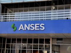 Pago doble de AUH y AUE: todo lo que hay que saber para acceder al beneficio