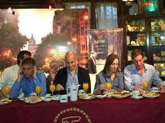 El detrás de escena de las PASO: asados, hijos y libros para sobrellevar la espera