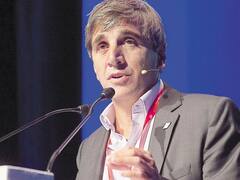 Caputo, sobre bono a 100 años: “Las críticas son parte de la campaña política