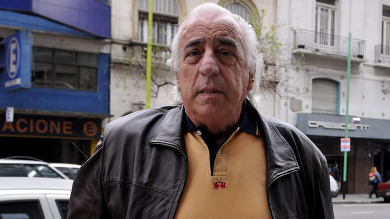 La UTA, liderada por Roberto Fernández, anunció un paro de colectivos para el próximo jueves 31 de octubre.