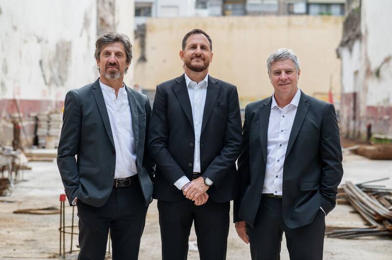 De izquierda a derecha: Andrés Hillar, Lisandro Cristiá y Martín Cristiá