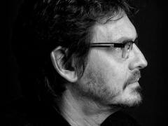 Felipe Pigna: "En la Argentina no se puede ser más grande que Gardel"