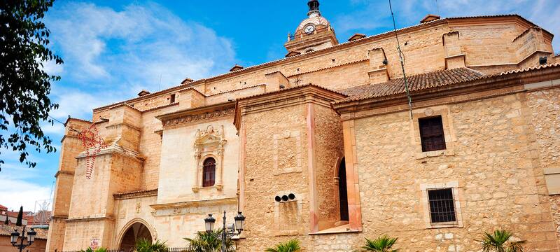 Originada como una ermita románica, la Catedral de Santa María del Prado es uno de los tesoros arquitectónicos de Ciudad Real. (Fuente: Portal oficial de turismo de España)