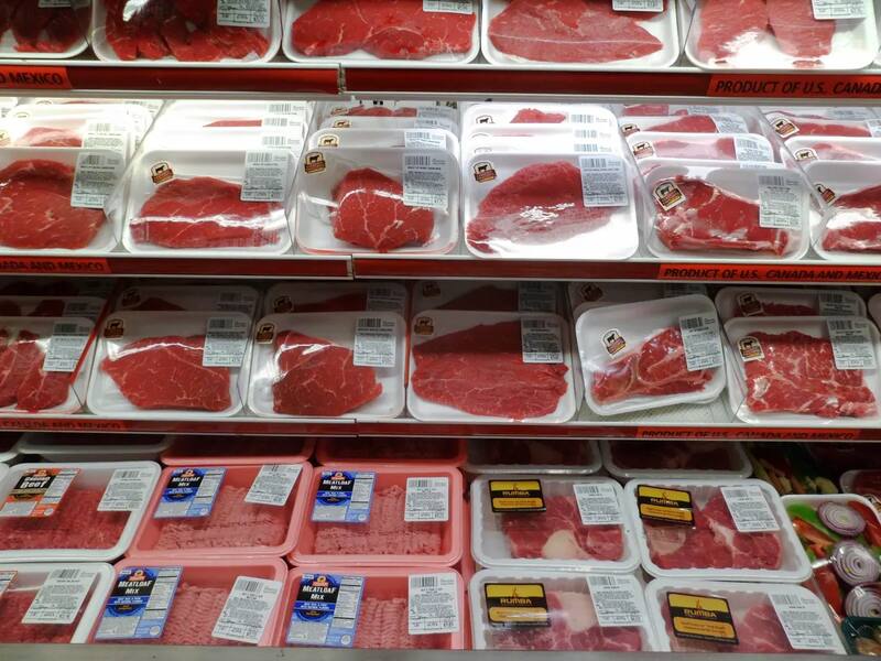 La carne se puede conseguir con descuento en los principales supermercados.