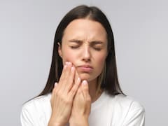 No es solo el azúcar: estos alimentos podrían causarte caries y no lo sabías