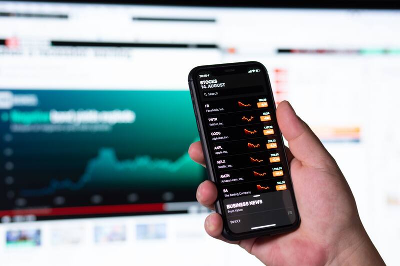 Se exacerba el rally de tecnológicas sobre cíclicas: ¿comienza el rotation trade: short DOW long Nasdaq?