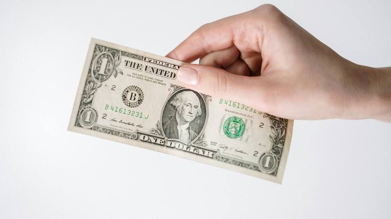 La cotización del dólar.