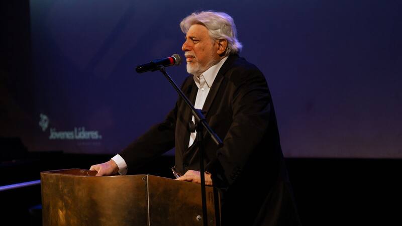 Adrián Werthein, director y accionista del Grupo Werthein, interpeló a los jóvenes para que sean los protagonistas de su tiempo.