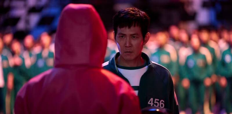 El guion de la serie fue escrito hace más de una década, pero fue rechazado por numerosas productoras antes de ser aceptado por Netflix.