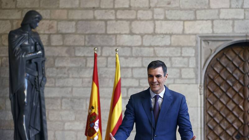 "Más derechos para la mayoría social": el deseo de Pedro Sánchez para el 2024.