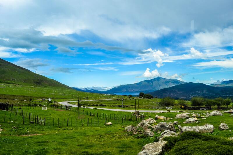Tafí del Valle, con su imponente paisaje montañoso y clima fresco, se ha convertido en uno de los destinos preferidos de Tucumán. (Fuente: TitiNicola en Wikimedia Commons)