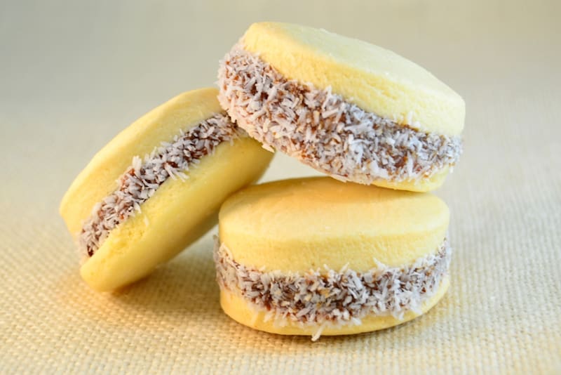 La receta de alfajores de maicena es una de las más sencillas de realizar.