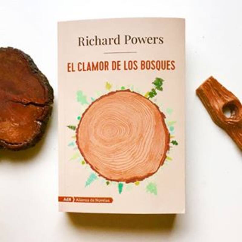 El clamor de los bosques de Richard Powers.