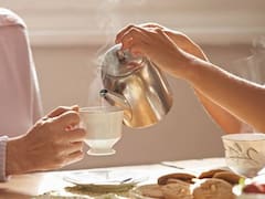 El famoso jugo natural que te ayudará a eliminar la tos con flema en cuestión de días