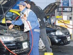 Niegan que el Gobierno busque equiparar precio de GNC con combustibles