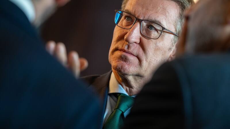 El PP propone un referéndum para modificar la Constitución y señalan que hay "un perdedor okupa en Moncloa".