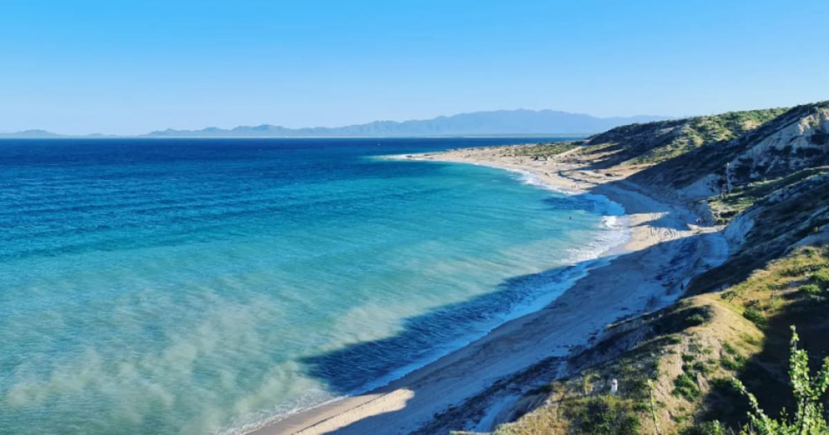 Descubren aguas termales cerca de popular destino de kitesurf