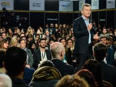 Macri apuntó sobre “la velocidad con que se destruyen empleos tradicionales