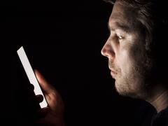 ¿Cómo evitar que tu celular escuche tus conversaciones?