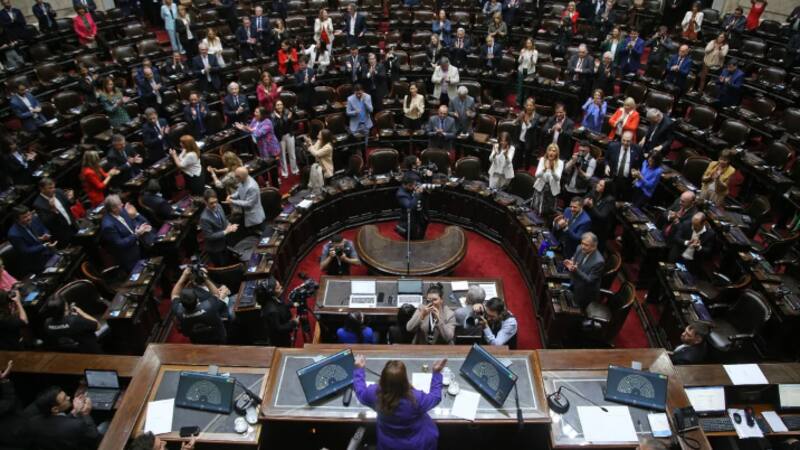 Diputados se prepara para debatir la Ley Ómnibus