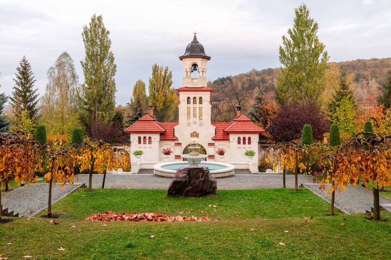 Monasterio de Curchi establecido entre 1773 y 1775, fue usado como Hospital durante la época de la Unión Soviética. (Imagen: Wikimedia Commons)