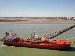 Trafigura y Oldeval invertirán u$s 25 millones en un nuevo oleoducto para exportar petróleo de Vaca Muerta