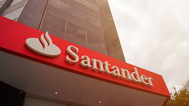 Los nuevos beneficios que Banco Santander tiene para jubilados. (Foto: archivo).