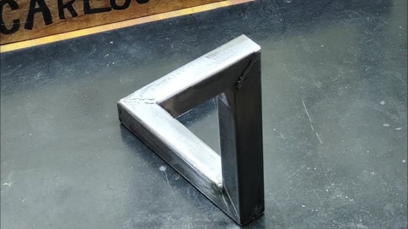 Cómo es posible el Triángulo de Penrose en la vida real. Fuente: archivo