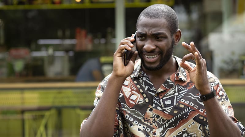 Te llaman desde números extranjeros para provocar tu curiosidad y lograr que caigas en una estafa.