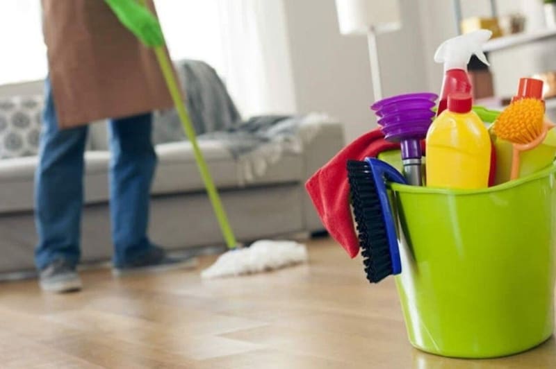 Empleadas del hogar: cuánto les corresponde cobrar por hora en agosto (foto: archivo).