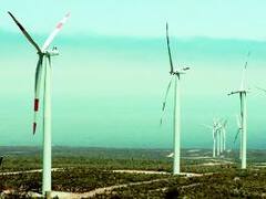 Dólar alto y dificultades de financiamiento amenazan proyectos de energías renovables