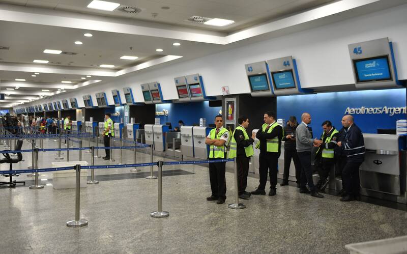 En las últimas semanas Aerolíneas Argentinas contabilizó diversos paros que frenaron parte de la actividad de la compañía