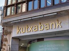 Trabajar en Kutxabank: el banco está contratando empleados para cubrir puestos en todo el país