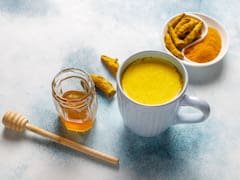 Té de cúrcuma por las noches: cuáles son sus beneficios y cómo prepararlo para aprovechar al máximo sus propiedades