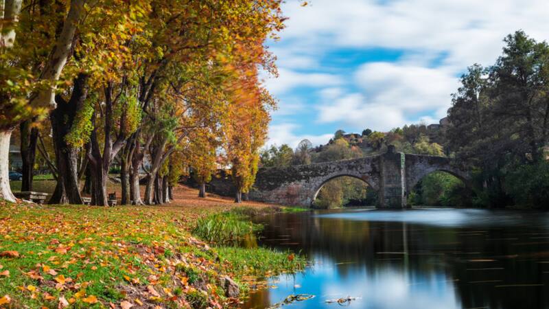 El pueblo a 1 hora de Santiago de Compostela que, por su belleza, fue declarado Patrimonio Cultural.