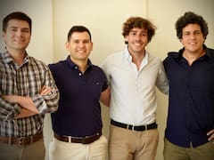 Idea revolucionaria: estos rosarinos usan moscas para transformar desechos en alimento balanceado