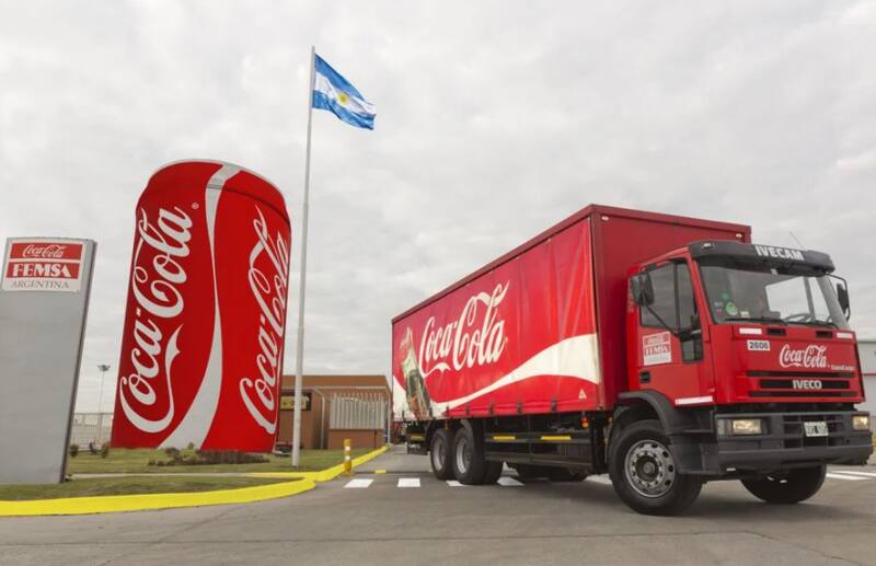 Femsa terminó 2022 con un crecimiento del 8,6% en su volumen de ventas.